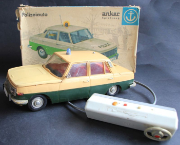 Anker Spielzeug Wartburg 353 Police 1965 Plasticmodel with remote control in original box (7654)